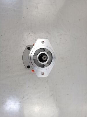 Υδραυλική αντλία τροχιάς 12+12+12 10T L Υλικά σιδήρου και κράματος αλουμινίου Διάλογος για κατασκευαστικά μηχανήματα Εξαγωγές εργοστασίων Υδραυλικά ανταλλακτικά