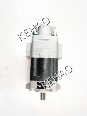 Προσαρμόστε την υδραυλική αντλία Kawasaki 67110-30550 υλικά σιδήρου και αλουμινίου κράματος αντλία πετρελαίου μεταφοράς για γεωργικά μηχανήματα