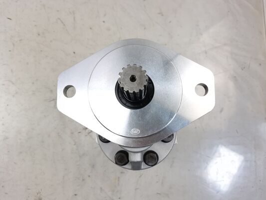 Περονοφόρος Gear Oil Pump 130-5643 Αντικατάσταση υδραυλικής αντλίας για βαρέα μηχανήματα Συσκευή διεύθυνσης από κράμα αλουμινίου με εγγύηση ενός έτους